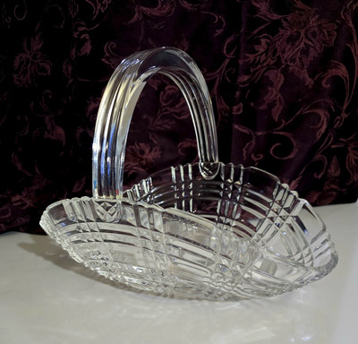 Shannon Designs of Ireland Crystal Handled Basket 8.5'' Tall 12 1/2'' Long