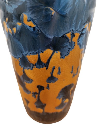 Gorgeous Crystalline Glaze Art Pottery Vase by Jim Rorie - Picture 10 of 15