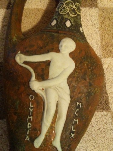 RARE Vintage 1960 Olympic Cucchi Made In Italy Olympia MCMLX Vase Archery - Picture 7 of 7