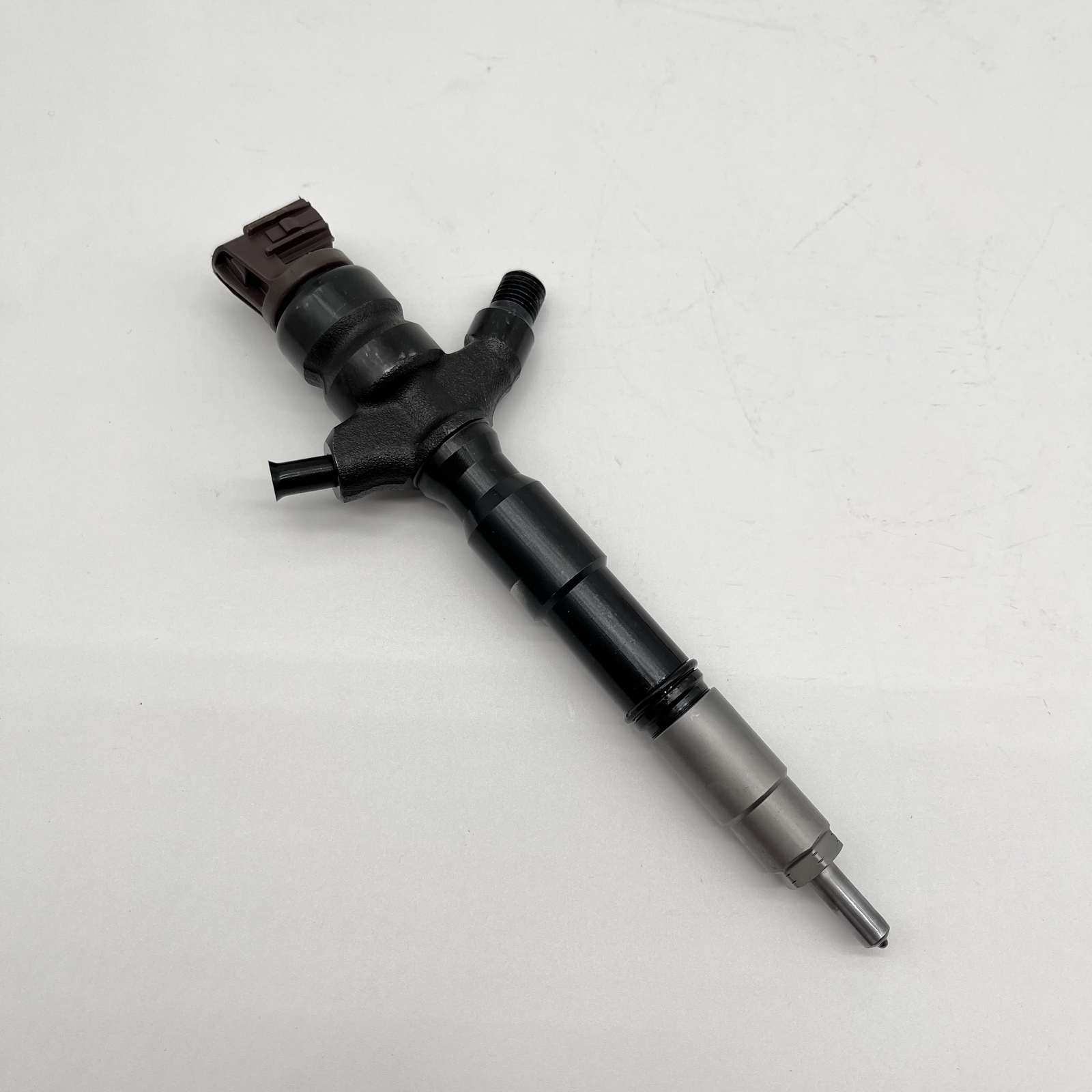 トヨタ インジェクター 4本セット 23670-30440 4PCS 295900-0200 Fuel Injector Assembly 23670-30440 For Toyota