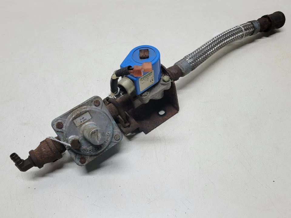 VÁLVULA SOLENOIDE ONAN 307-2930 y 501-0648 y 148-0597 Onan regulador de gas natural Foto 2 de 4