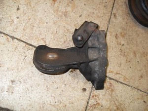 VW Golf 4 Cabrio 2.0 GTI BJ98 Motorhalter Halter Getriebehalter