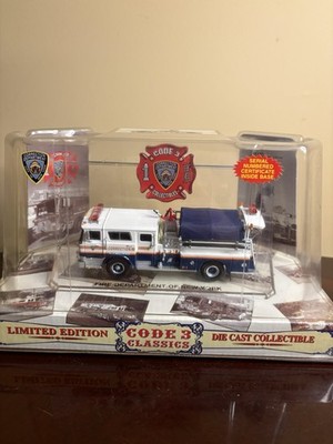 Code 3 NY Dept. of Corrections Mack CF Pumper 12357 1 OF 3000 2001 RELEASE