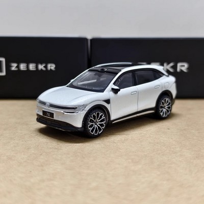 1/64 Scale Geely ZEEKR 7X SUV White Diecast Car Model Toy Collection Gift