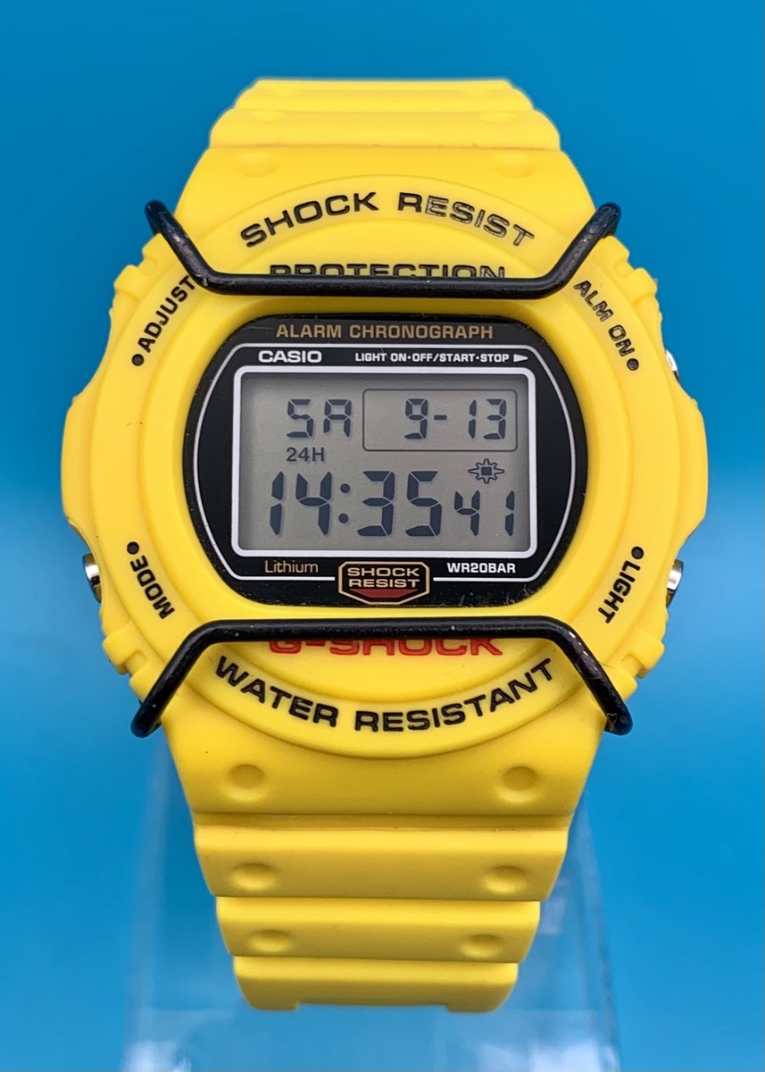 CASIO VINTAGE G-SHOCK DW-5700Y-9 Screw-back 2001 bull-bars | eBay UK