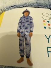 Saint Eve Youth Kids Blanket Sleeper pajama Blue plush Shark. . Size 7/8