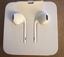 Apple Earpods iPhone Lightning Cable OEM Earbud Headphones Wired