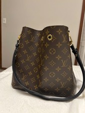 LOUIS VUITTON NEONOE MM BLACK MONOGRAM M44020 DRAWSTRING BUCKET BAG