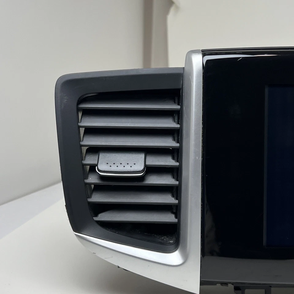 2017 HONDA PILOT AUDIO RADIO RECEIVER SCREEN DISPLAY 39540-TG7-C12 OEM - Image 2 of 4