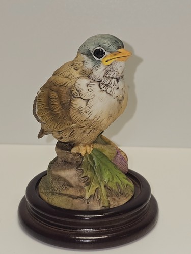 Vintage Andrea by Sadek Gold Finch #6350 porcellana uccellino statuina Giappone con base in legno - Foto 5 di 6