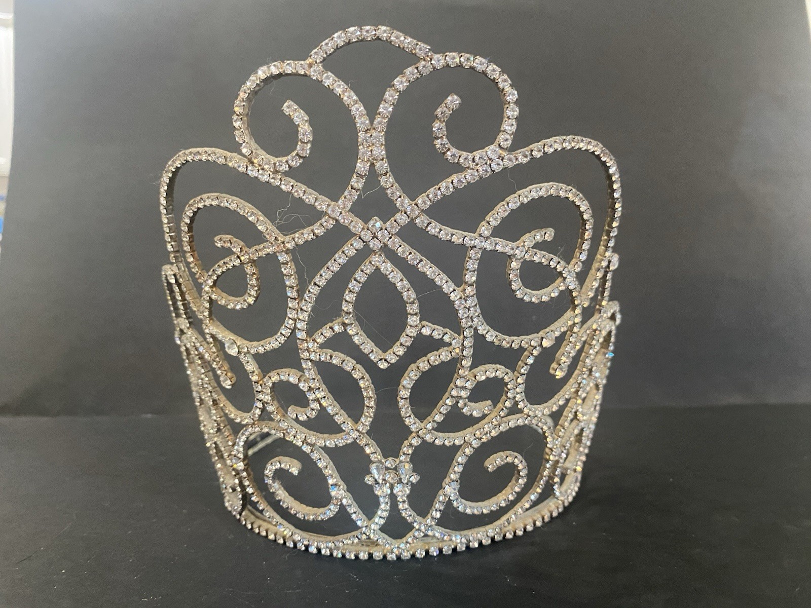 Vintage Large Rhinestone Metal Tiara Crown America’s Theme Pageant Celebration