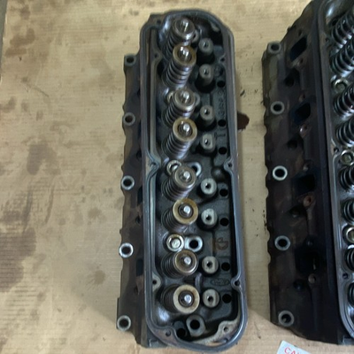 #ad 1995 FORD Engine Cylinder Head Set with Valves And Springs V8 E7TE CAST $270.00