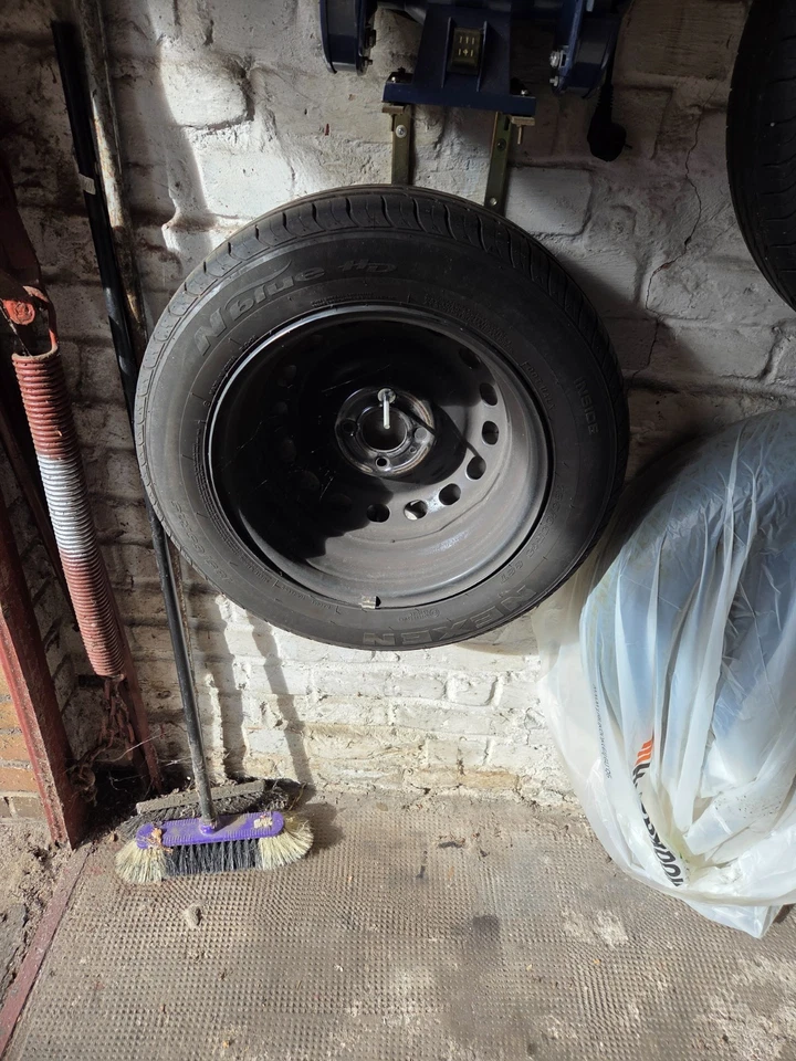 Sommerreifen mit stahlfelge 15 zoll - Bild 2 von 4