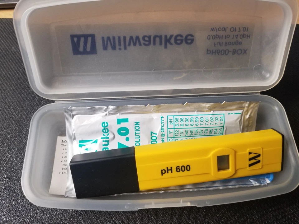 Milwaukee PH600-BOX Full Range PH Tester 0.0ph-14.0ph w/cal. of 7.01 - Image 2 of 4