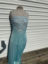 Vtg Womens Light Green Long Maxi Nightgown Sz M Lace Nylon USA Coquette