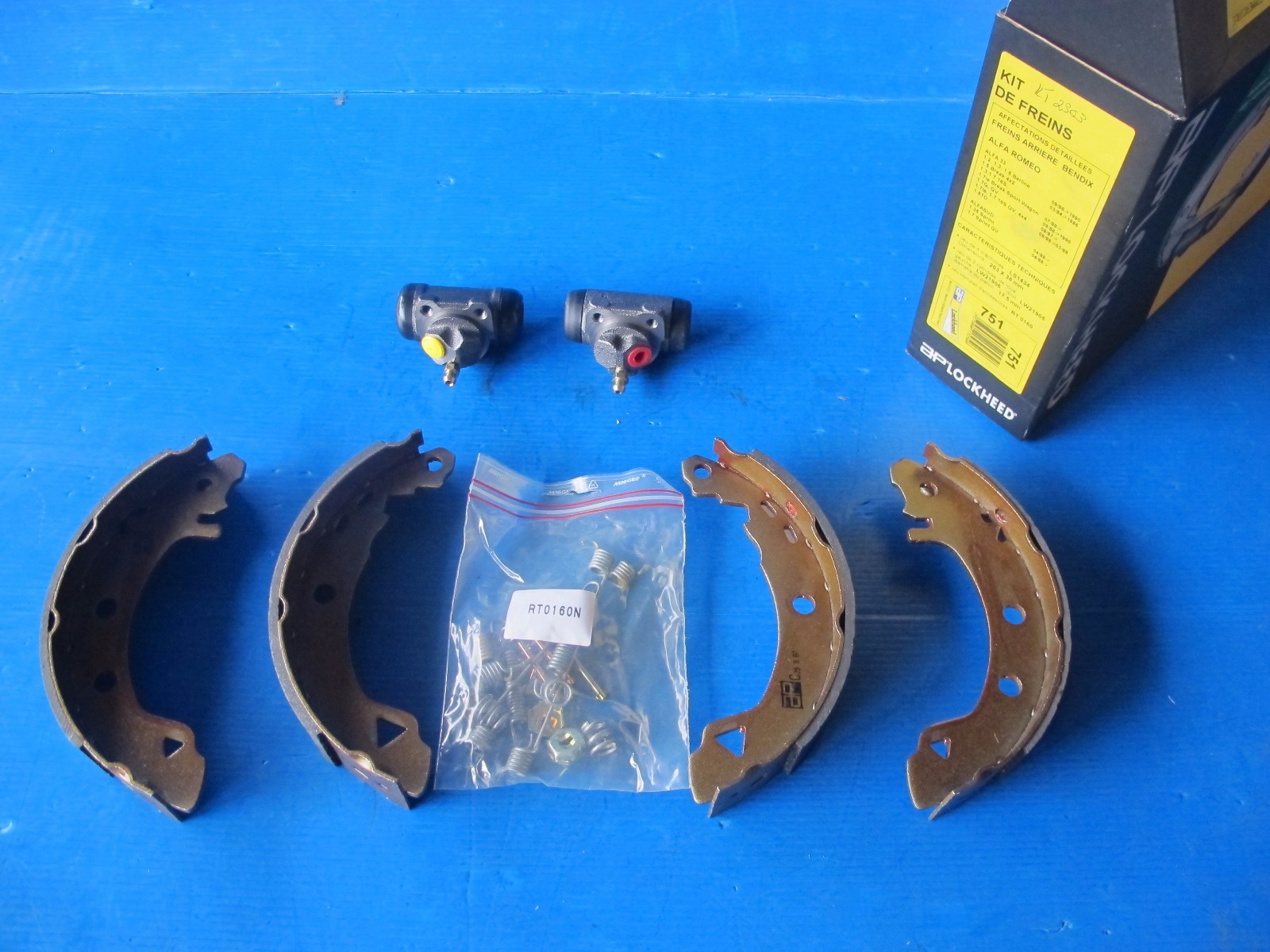 Kit freins arrière Delphi pour Alfa Romeo 33 et Alfasud