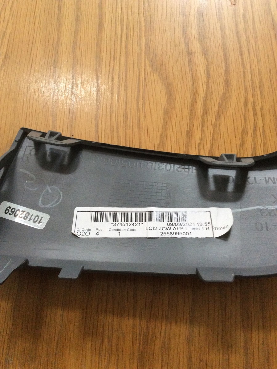 MINI COOPER LCI2 F56 2021 LEFT PASSENGER FRONT LOWER BUMPER TRIM 