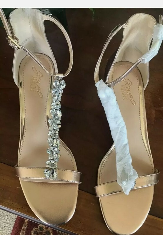 NEW JEWELL BADGLEY MISCHKA RHINESTONE GEMS PUMP CHAMPAGNE, SZ 8