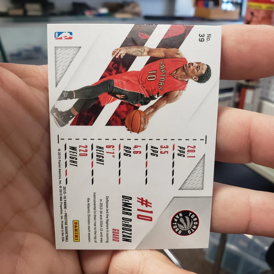 2015-16 Prestige Prestigious Pros DeMar DeRozan # 39 - Image 2 of 2