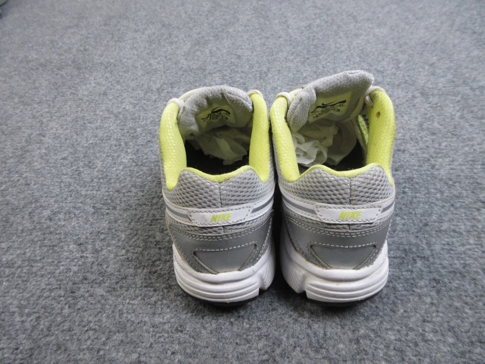 Nike Dart 9 Zapatos Mujer Talla 7 Plateados Tenis para Correr 443863-003 Foto 4 de 4