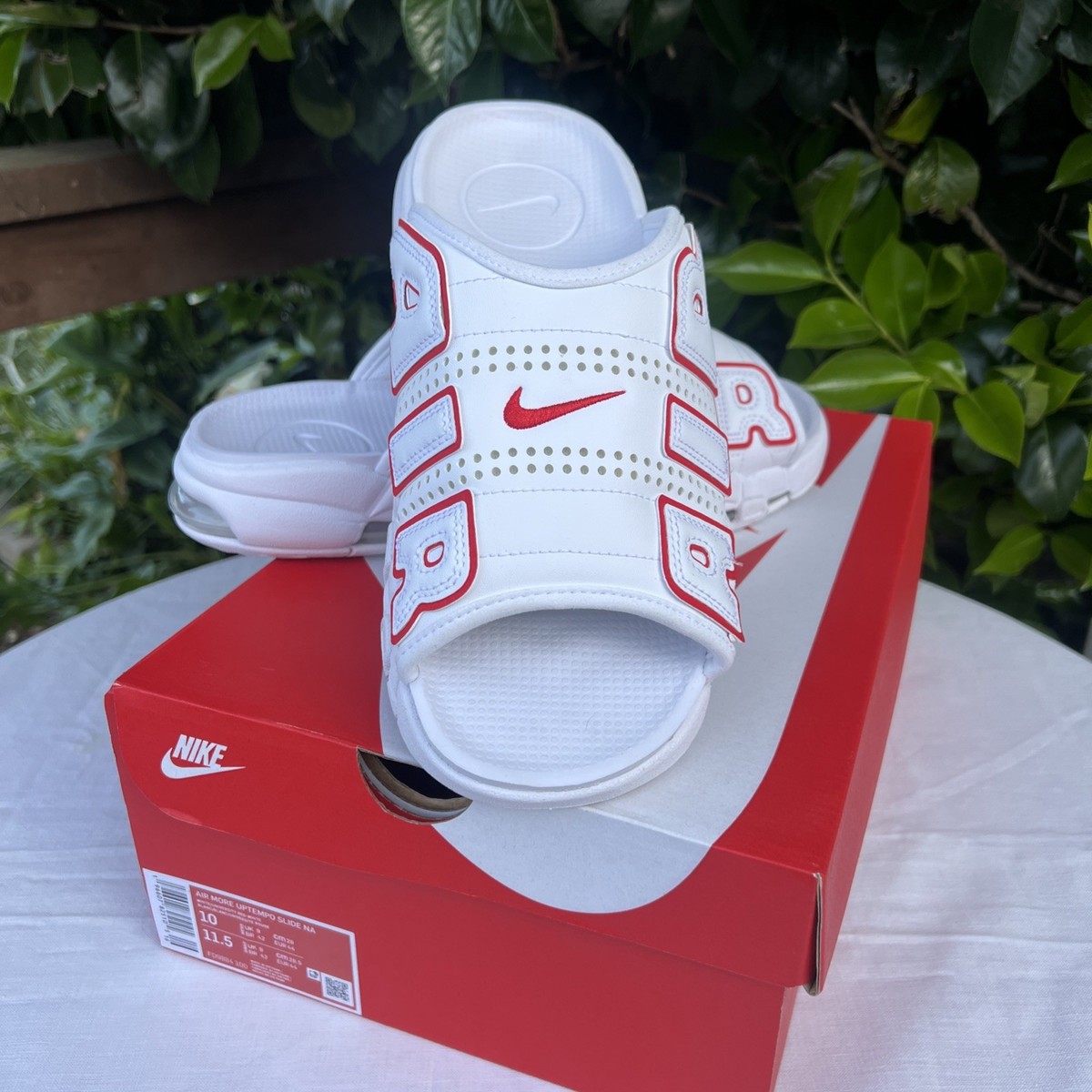 NIKE AIR MORE UPTEMPO SLIDE 28センチ　　White Nike Air More Uptempo Slide 'White University Red' Size 10 [FD9884