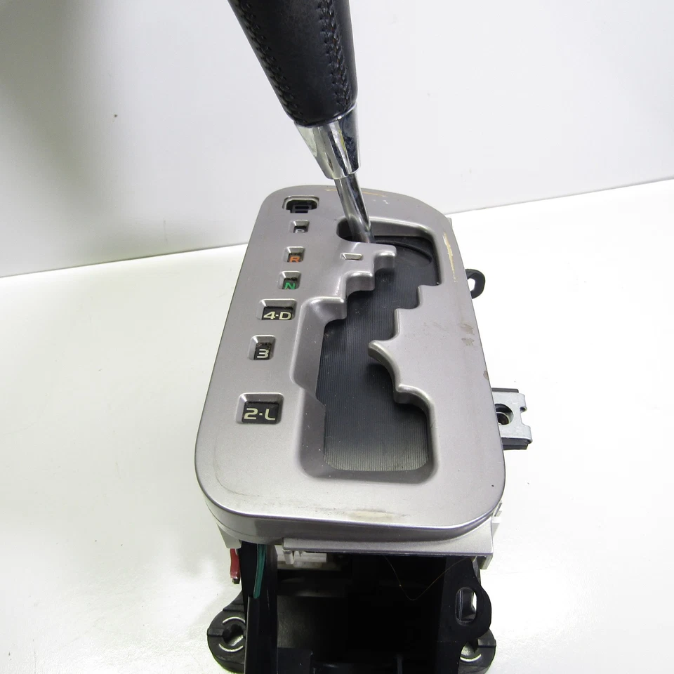 2003-2009 Toyota 4Runner Automatic Transmission Floor Gear Shifter Assembly OEM - Image 2 of 4