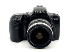 Minolta Dynax 500 si Good Analog SLR 35mm Kit 28-80mm f/3.5 22 -5.6D