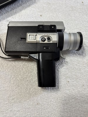 <完動品> Canon AUTO ZOOM 518 SUPER8 8mm Canon Auto Zoom 518 Super 8 8mm Movie Film Camera w/ Carry