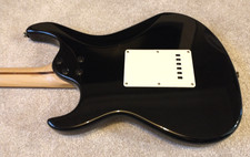 Cort G110 R/H Electric Guitar Black Humbucker & 2 Single Pick up 3 pots USED