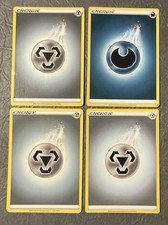 4 Karten - Pokémon TCG - Deutsch - Energie - Farblos - Dunkel - Nintendo - 2020