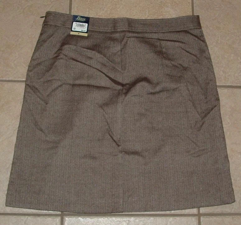 NUEVO NUEVO CON ETIQUETAS Marrón Oscuro Espiga Talla 8 Iglesia Oficina Forrada Línea A Falda Plisados BAJO Foto 3 de 4