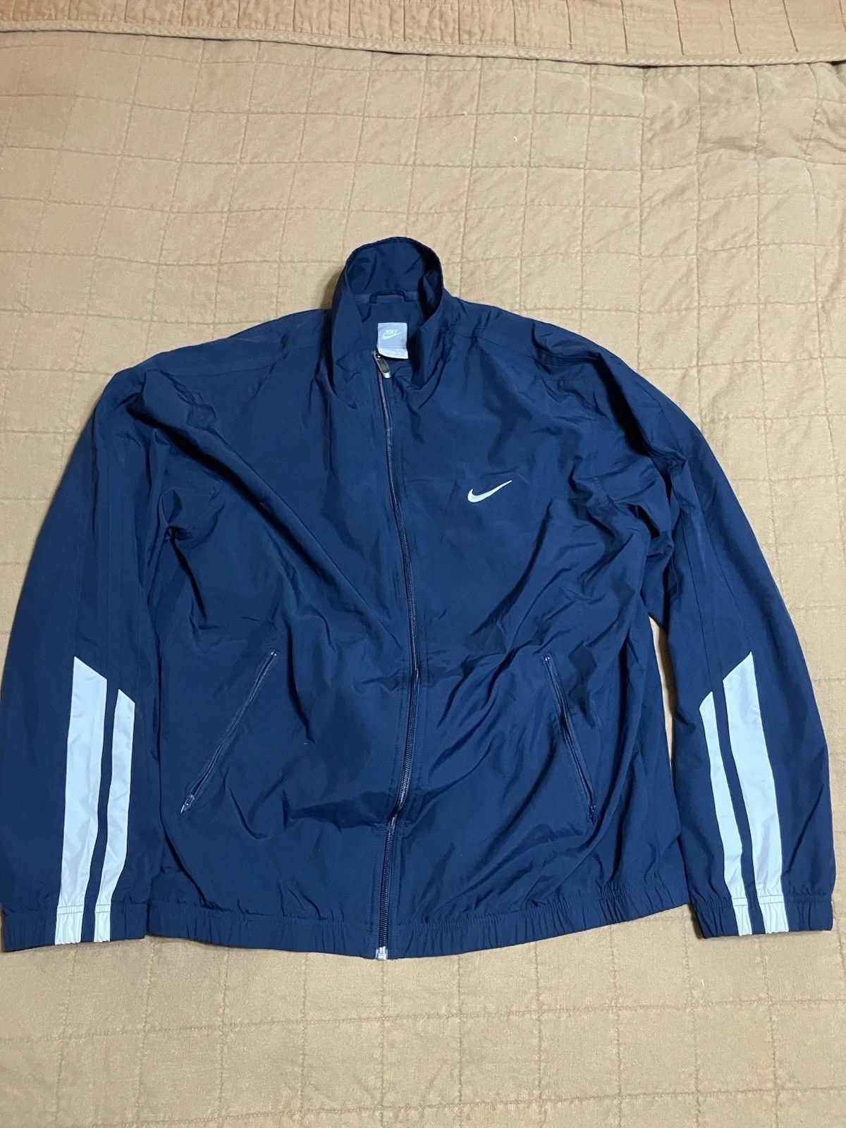 Nike Vintage Windbreaker XL Grey Tag Jacket Embroidered Swoosh White Accents 90s