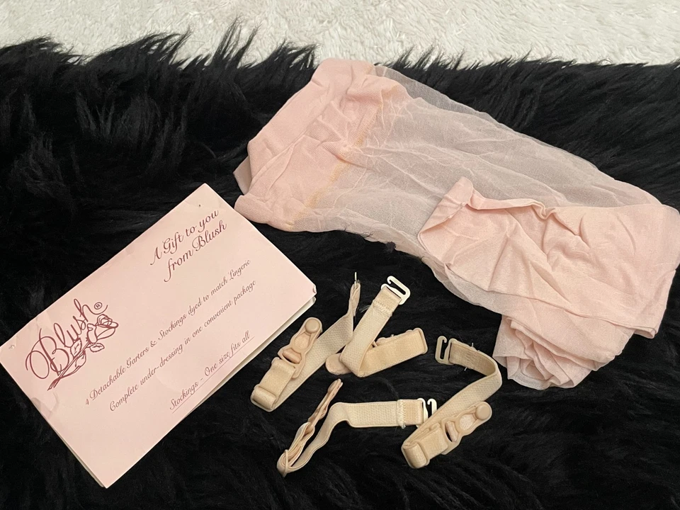 RARE Vtg Blush Stockings + Detachable GARTERS Set One Size Pale Pink Nylon NOS - Image 2 of 4