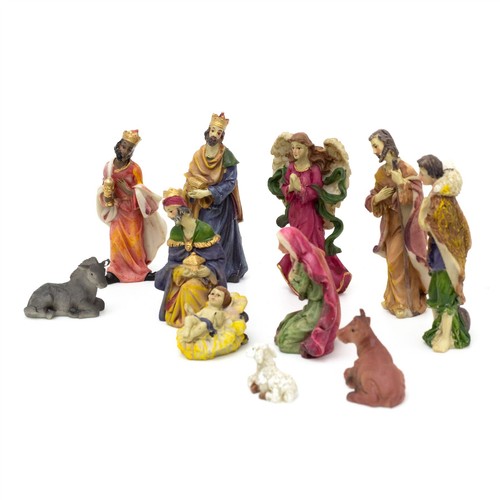 11 Piece Beautifully Detailed Traditional Christmas Nativity Resin Figures - Picture 4 of 8