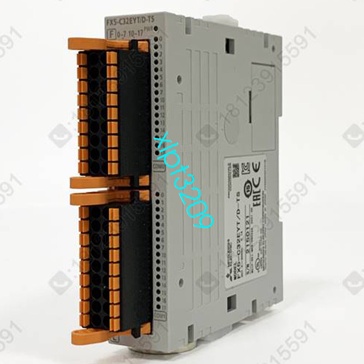 FX5-C32EYT/D-TS New Mitsubishi PLC expansion module FedEx or DHL