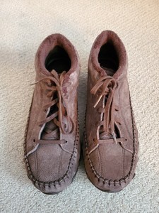 skechers women's bikers totem pole chukka boot