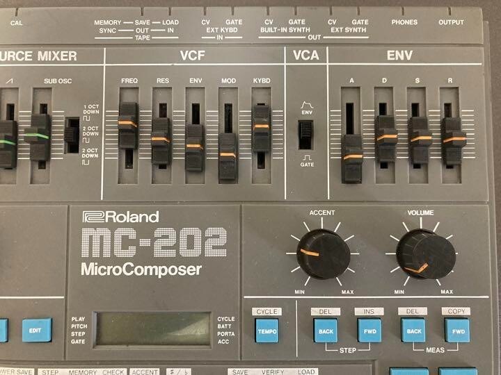 Roland MC 202 Synthesizer Micro Composer Good condition Roland MC 202 Synthesizer Micro Composer Good condition
