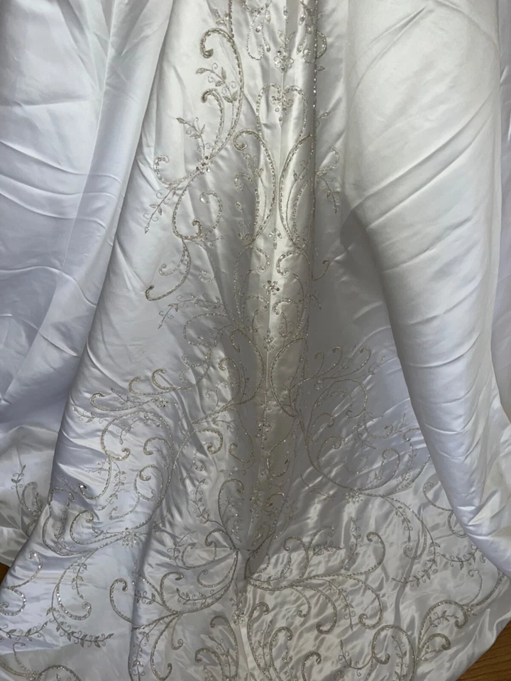 全新 12 码婚纱带配件  — 第 3/4 张图片