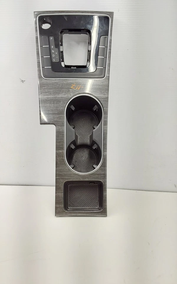 Volkswagen Passat 2018 consola central completa con almacenamiento OEM 561864089 Foto 2 de 4