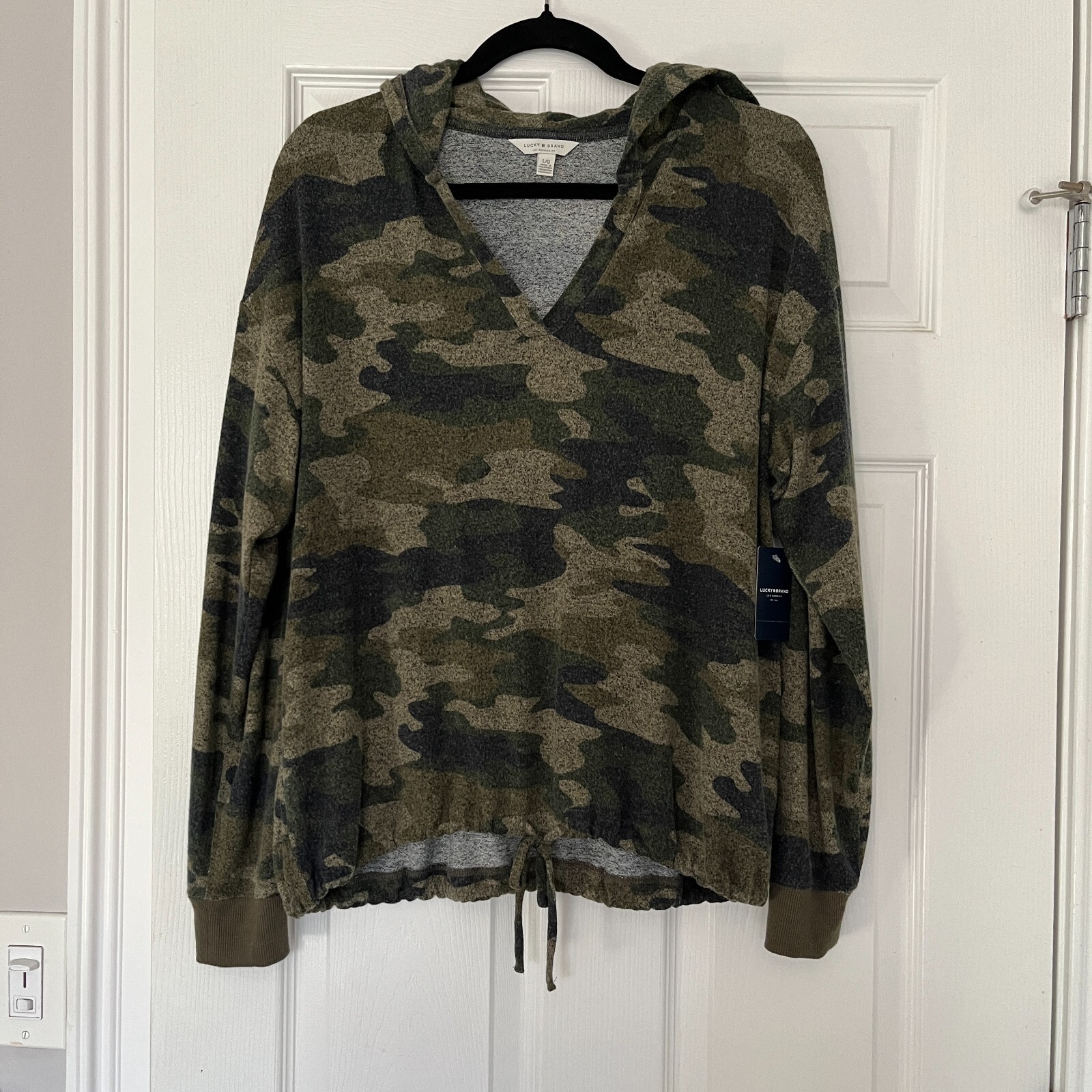 Picture 4 of 14