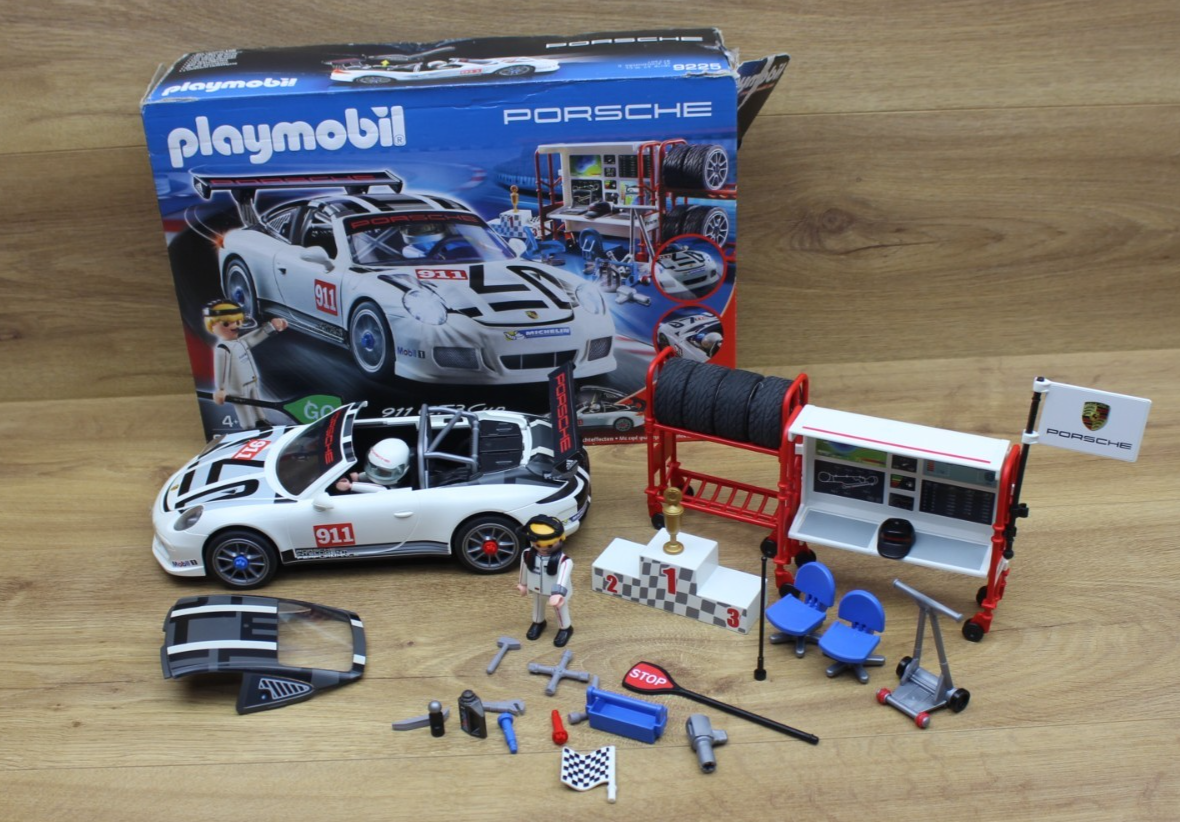 Playmobil Porsche 911 GT3 Cup 9225 Car Set  Incomplete Boxed