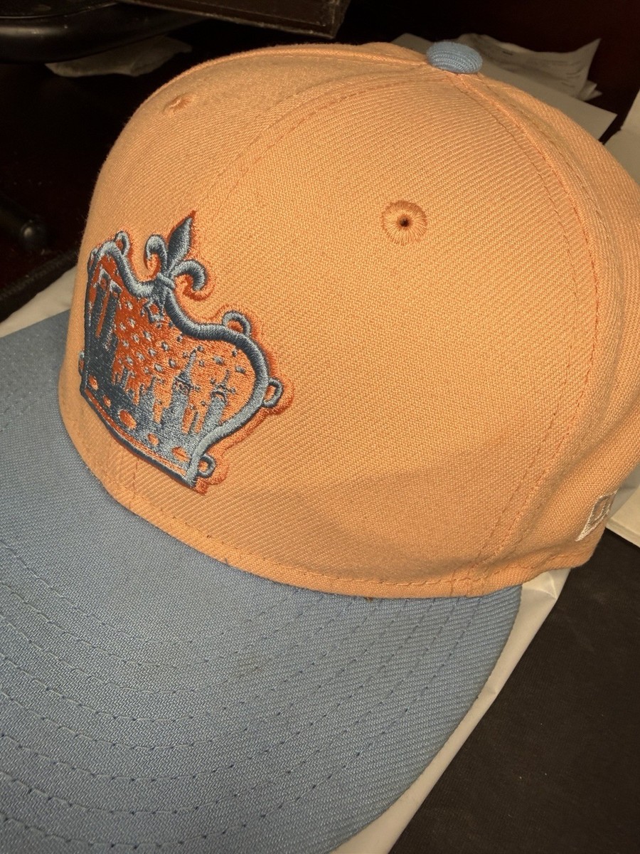 Supreme King Of New York Hat Mens Size 7 3/8 Fitted Peach New Era