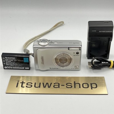 Fujifilm FinePix F Series F10 6.3MP Digital Camera - Silver for