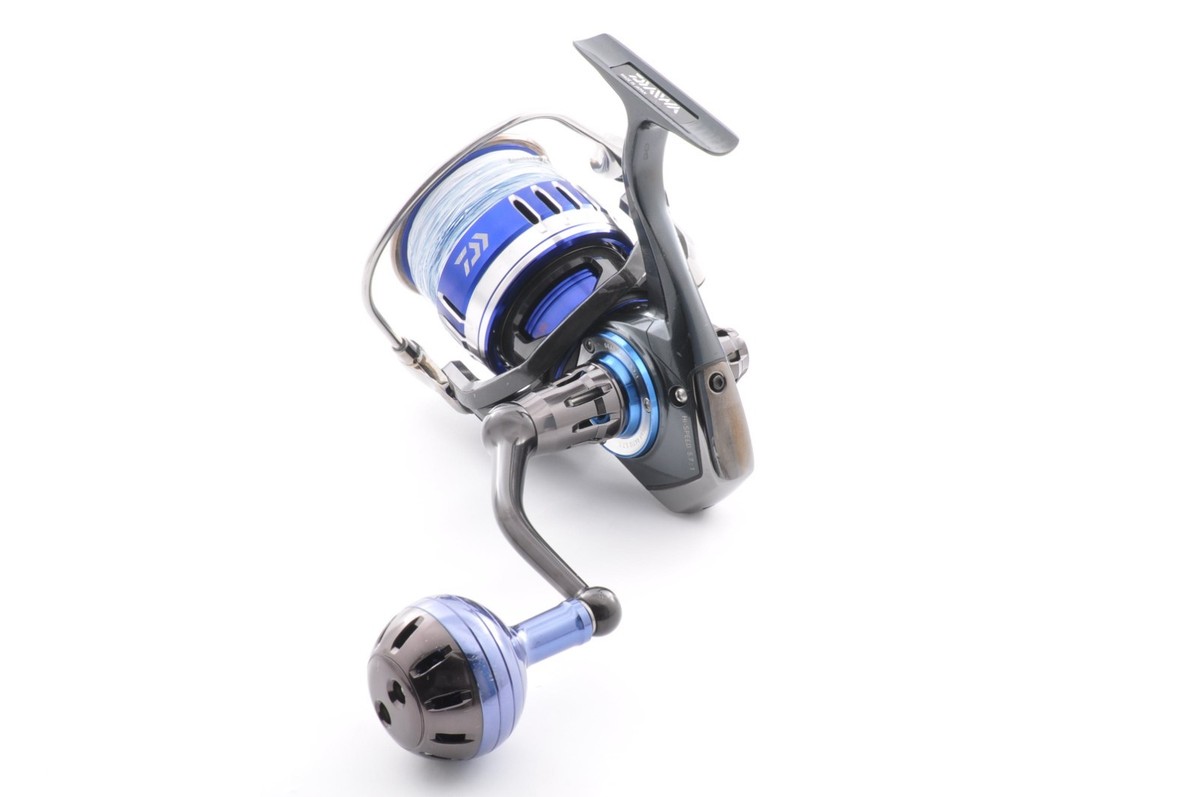 Daiwa 15 Saltiga 5000H Spinning Fishing Reel Big Game Near Mint