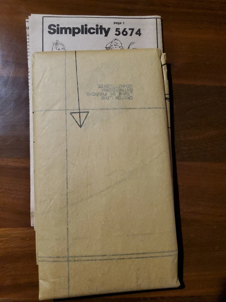 Robe Nightgown Pajamas Hat Girls Medium Simplicity 5674 Sewing Pattern Vtg FF - Image 3 of 3