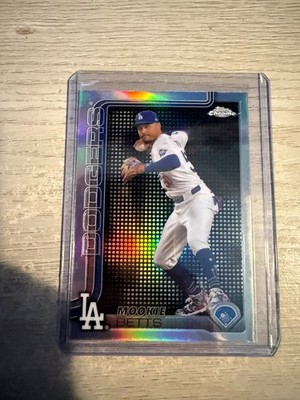 2025 Topps Chrome Mookie Betts Lightboard Parallel #50 Dodgers SP