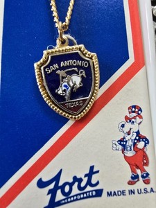 Vintage San Antonio Texas Souvenir Necklace