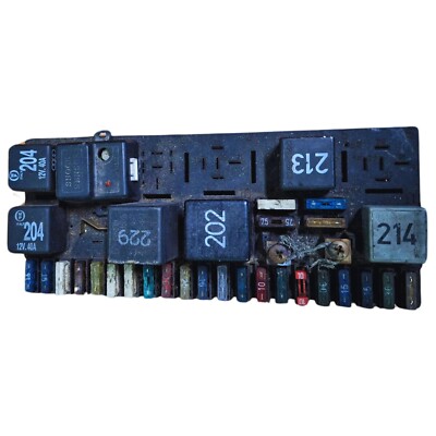 443941822A Fuse Module Audi 80 90 S2 B4 1994