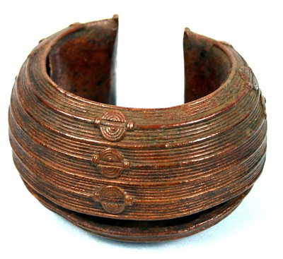 Bracelet Ethnique Ancien Art Africain En Bronze Argenté - Occasion Patiné