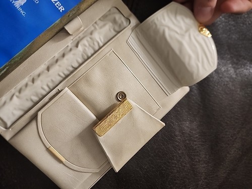 Vintage 70s- 80s "The Purse Organizer" Wallet With Writing Pad. Beige / Gold - Picture 7 of 10